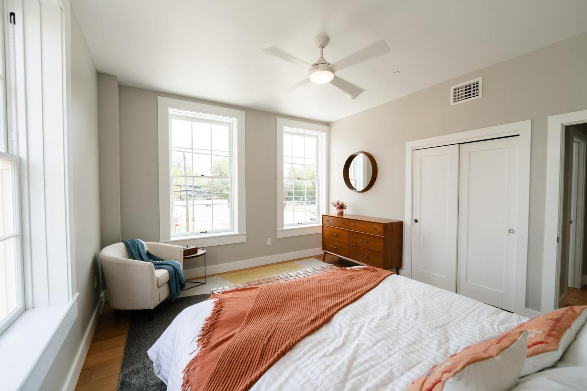 Western 1924 Luxury Lofts Martindale Экстерьер фото