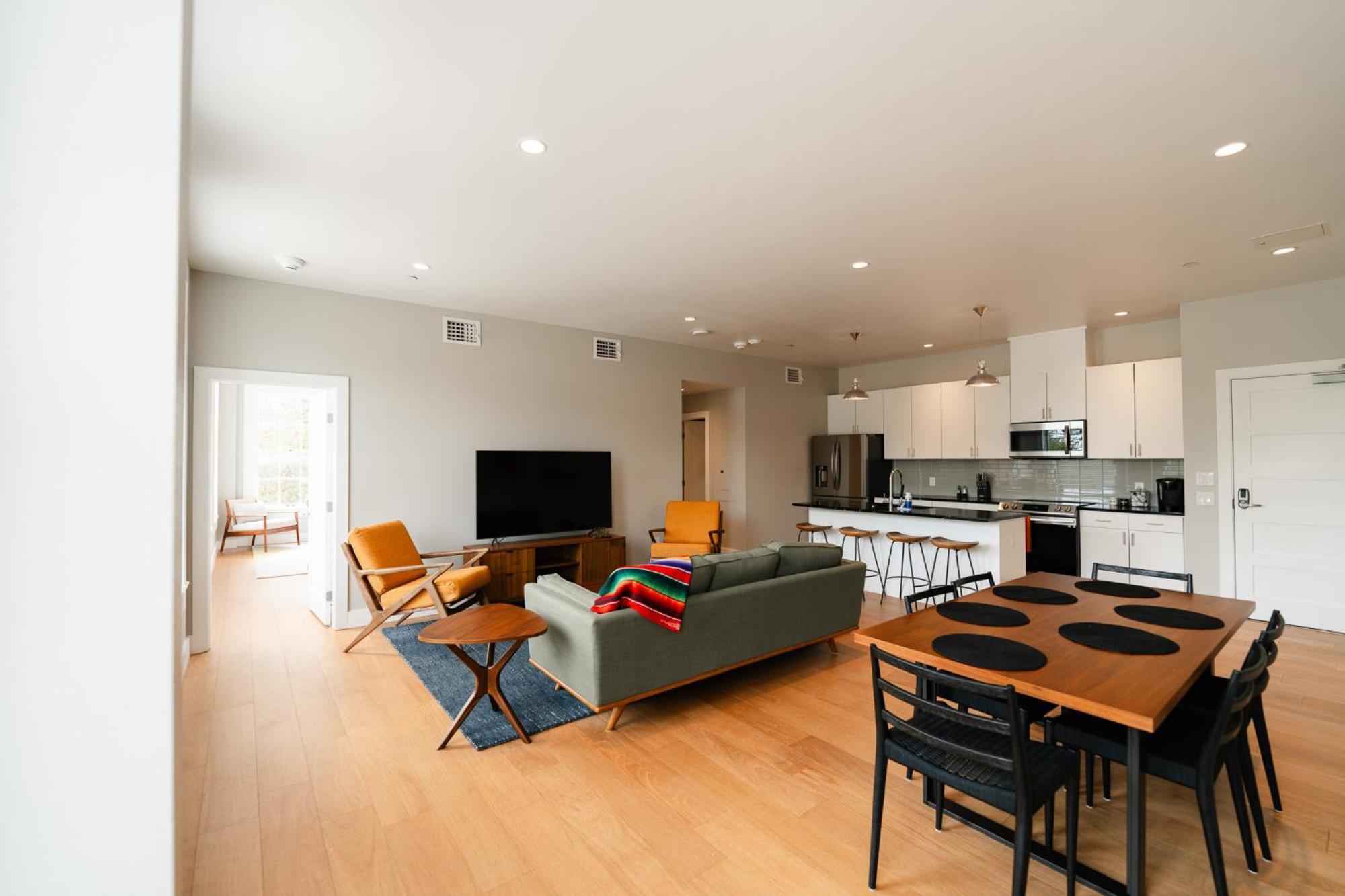 Western 1924 Luxury Lofts Martindale Экстерьер фото