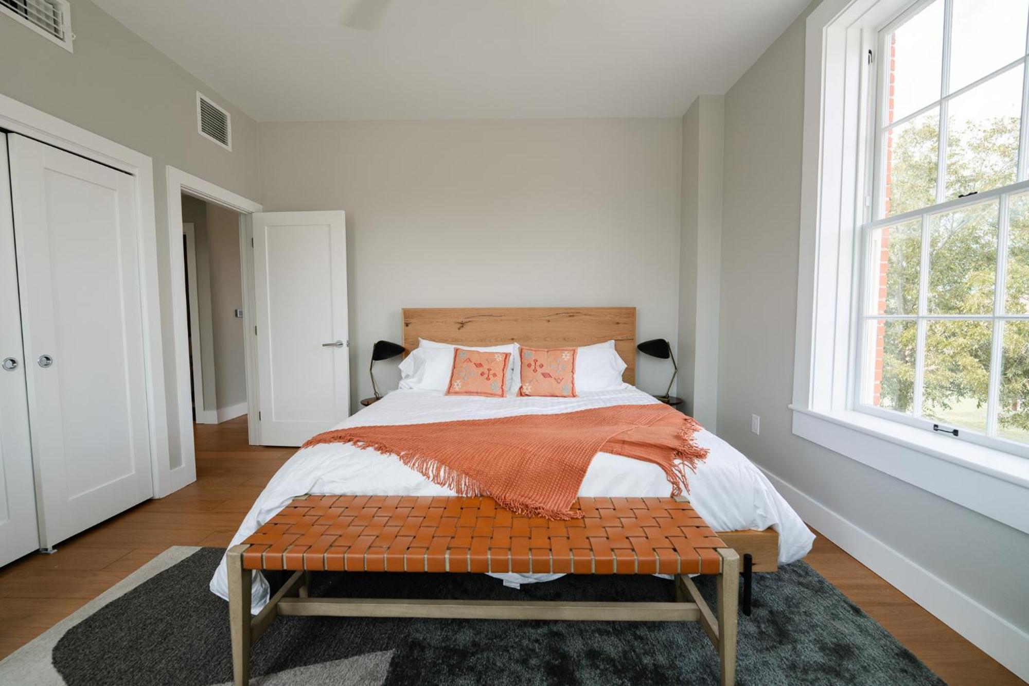 Western 1924 Luxury Lofts Martindale Экстерьер фото