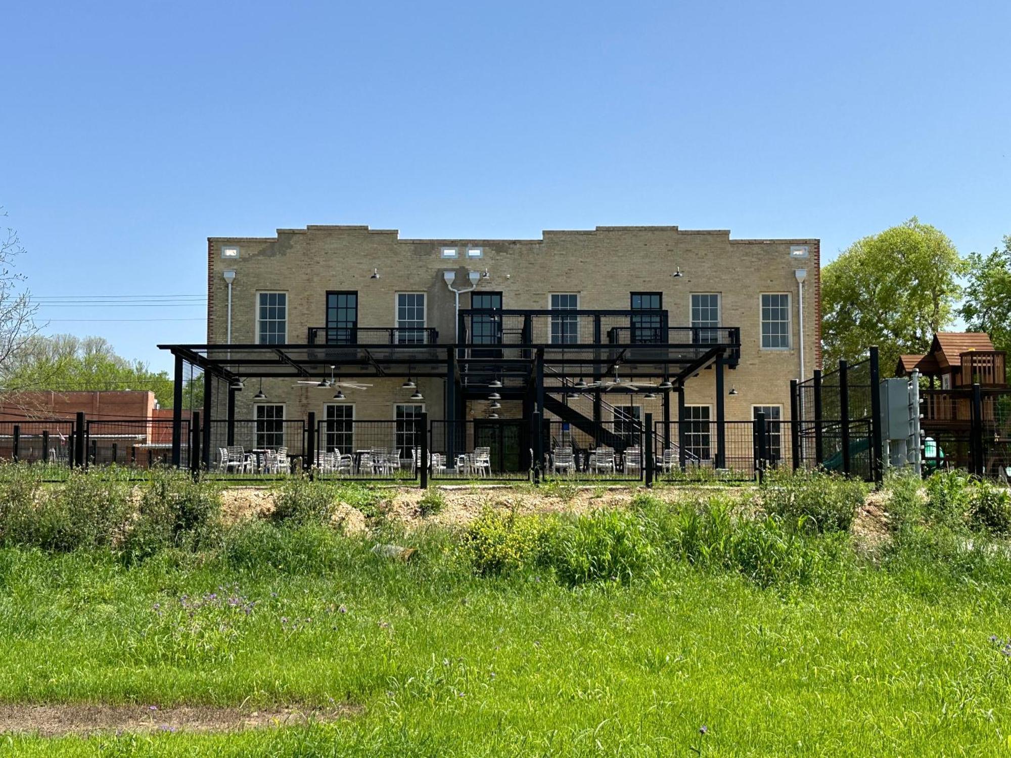 Western 1924 Luxury Lofts Martindale Экстерьер фото